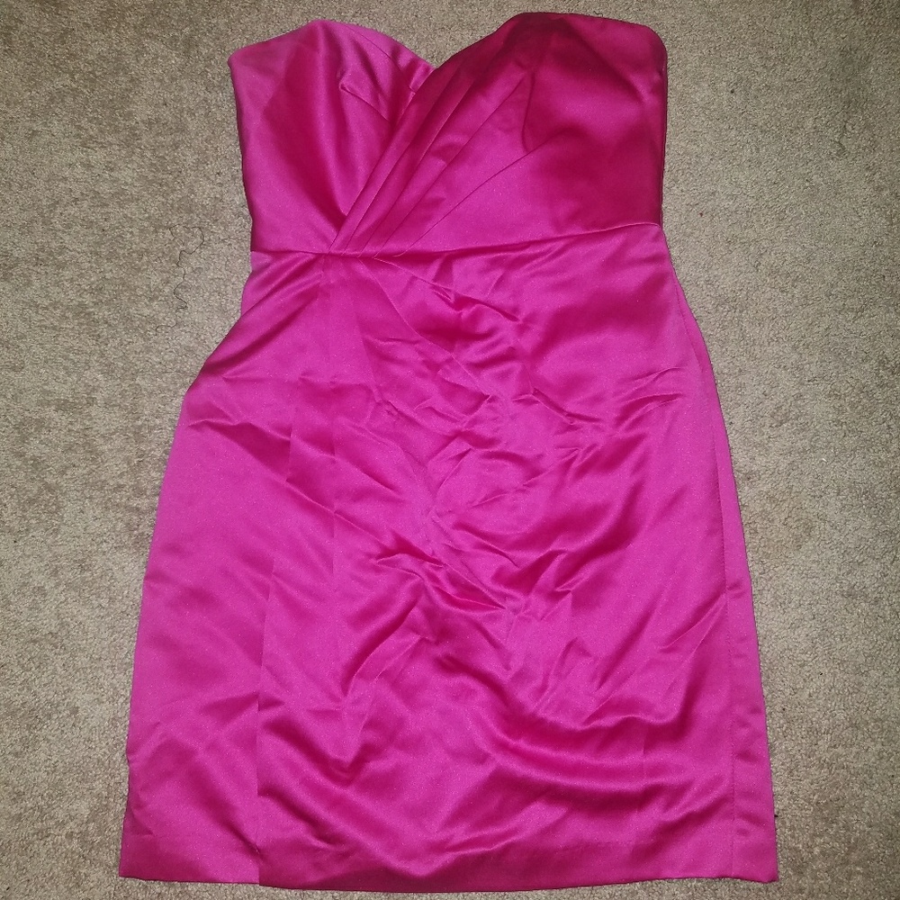 Fuschia heart shaped strapless dress